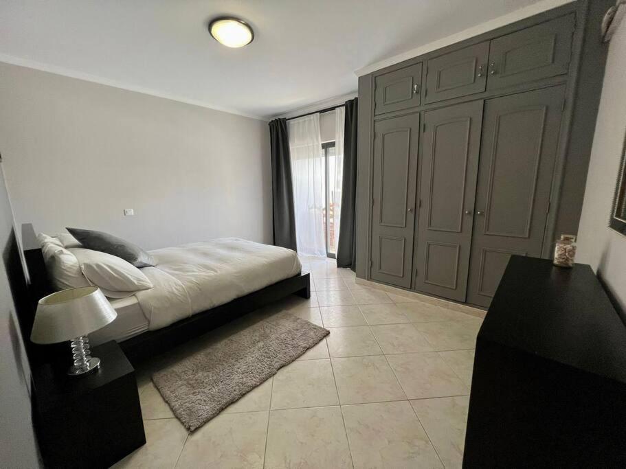 Luxury Modern Beach Apartment Quarteira Eksteriør billede