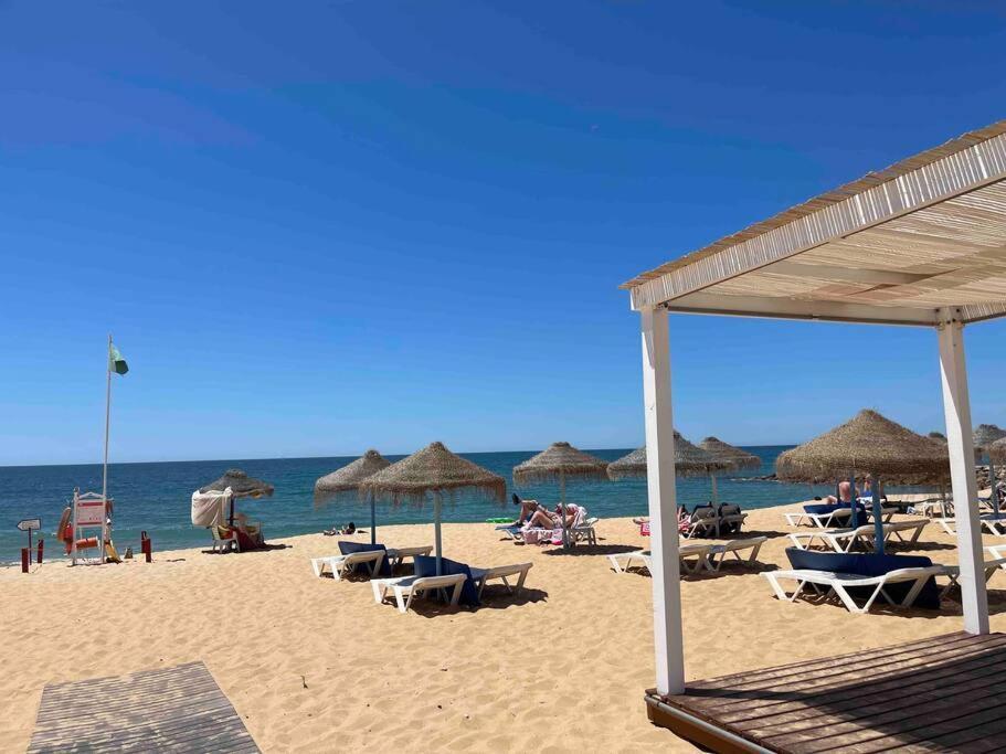 Luxury Modern Beach Apartment Quarteira Eksteriør billede